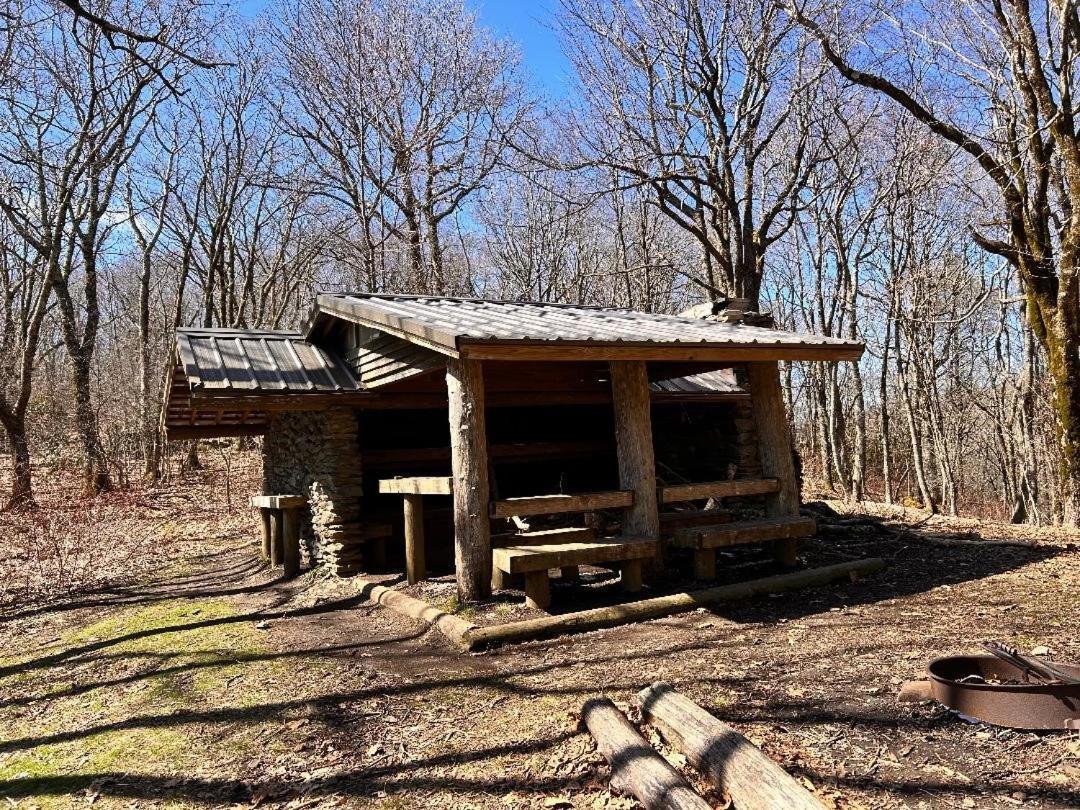 Tucked Away Cabin 鸽子谷 外观 照片